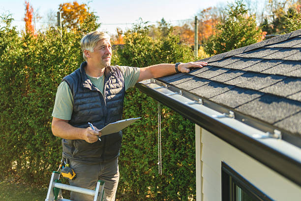Professional Roofing technician working in New Iberia, LA